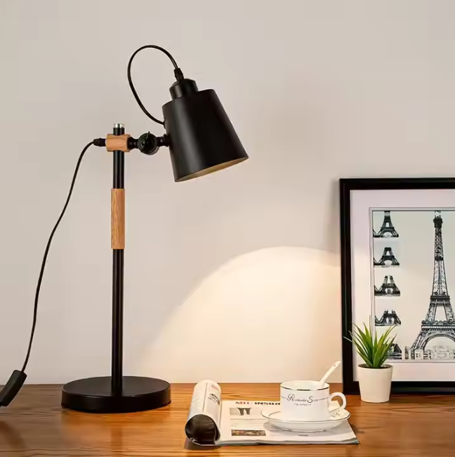 Simple modern table lamp